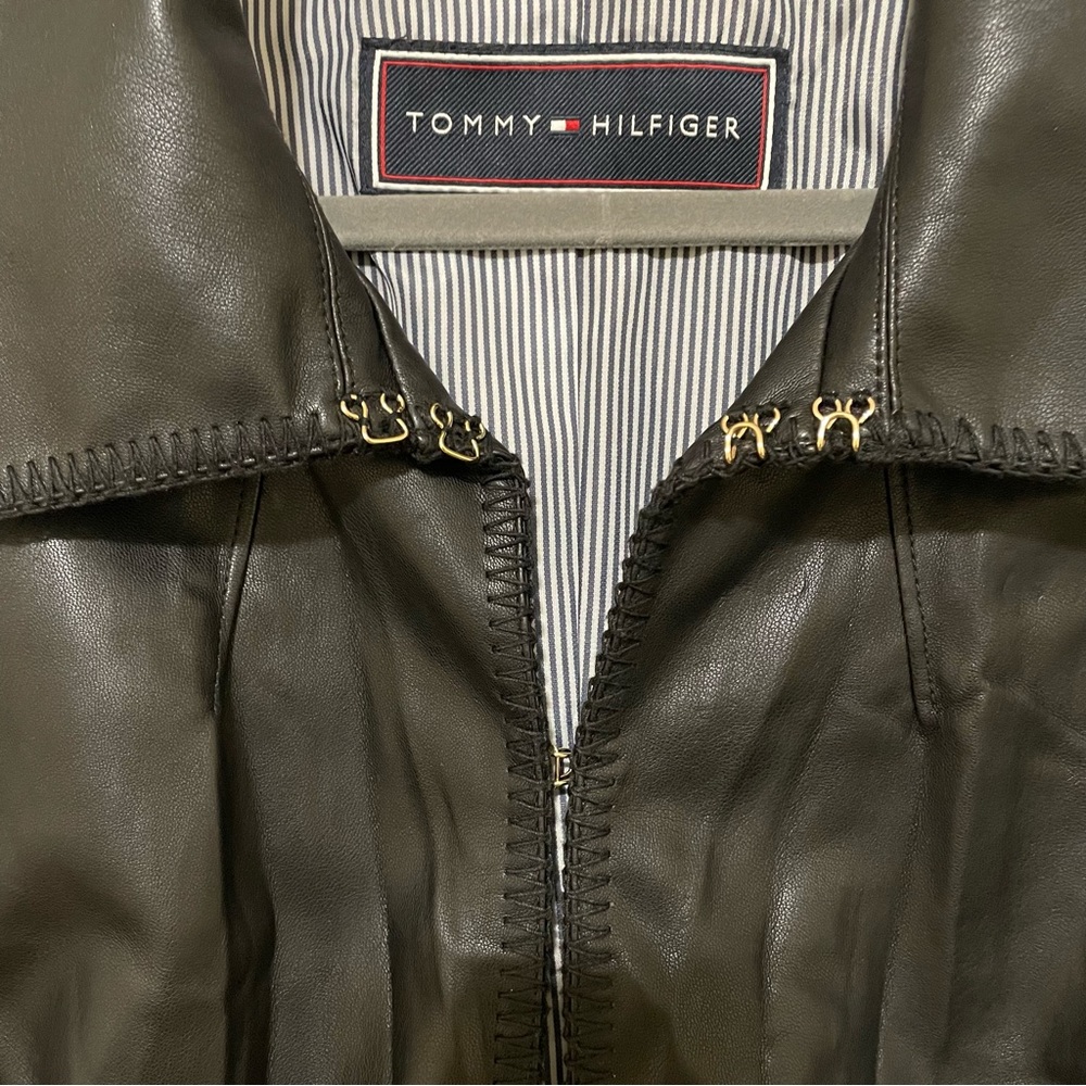 Tommy Hilfiger faux leather Women’s Black Jacket Size XL - Picture 2 of 4